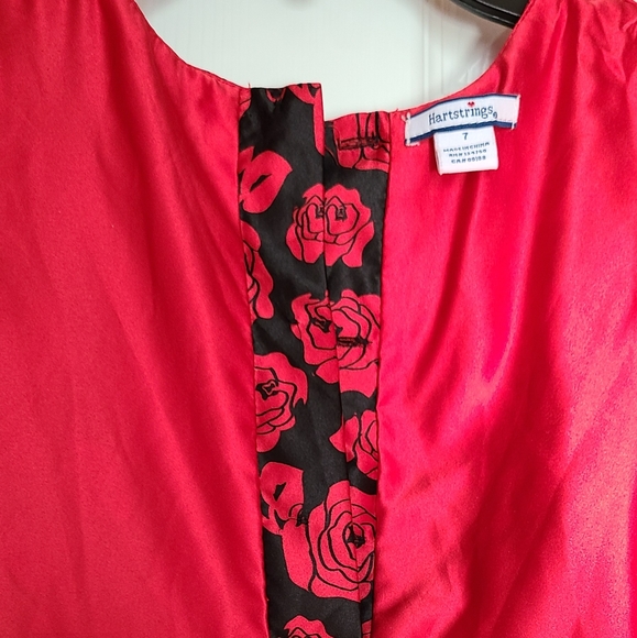 Hartstrings Dress - Picture 5 of 5